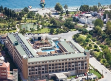 Crystal De Luxe Resort & Spa Otel